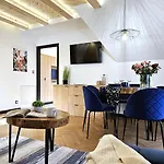 Séjour chez l'habitant Vip Gorski Sen *